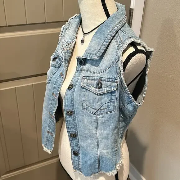 LOVE CULTURE Denim Vest Sz M - Picture 5 of 10
